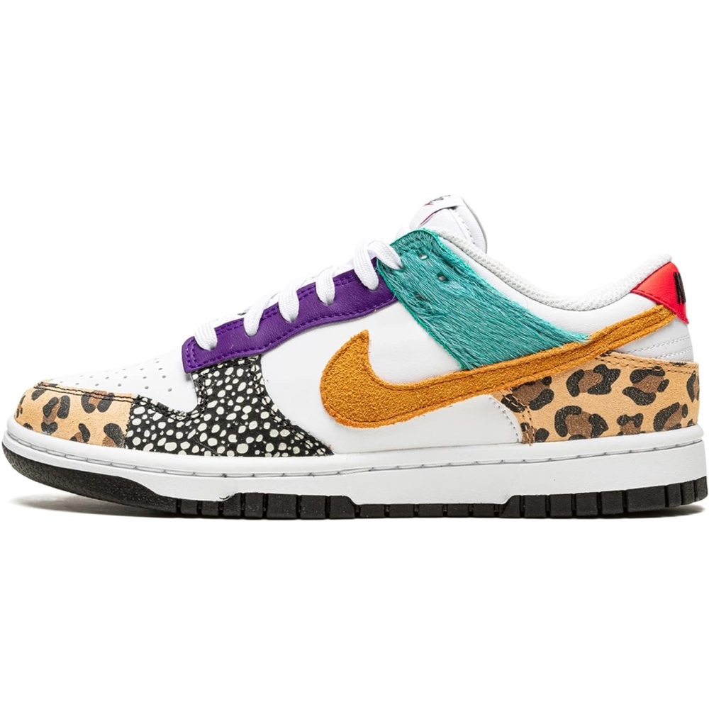 Nike Dunk Low
Safari Mix (Women's)